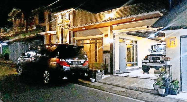 280 m&sup2; Ferienhaus
