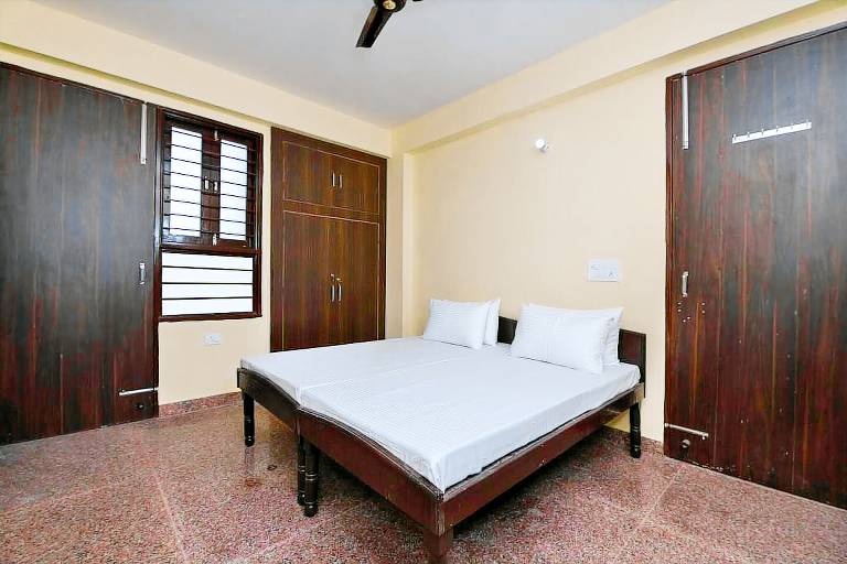 Hotel O Maruti Udyog Sec 22 Gurgaon