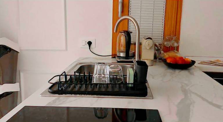 Serviced apartment with yard, BBQ & terrace — photo 5