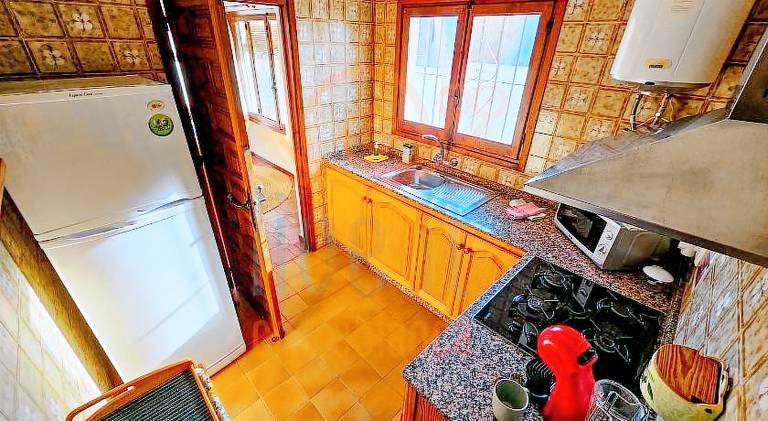 Pleasant vacation home with private pool, terrace & garden | Dogs allowed — photo 5