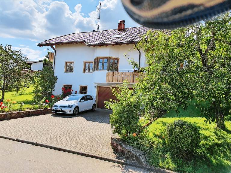 Wonderful apartment with yard | Garden view | Good for workation | Pets are welcome in Waldshut-Tiengen