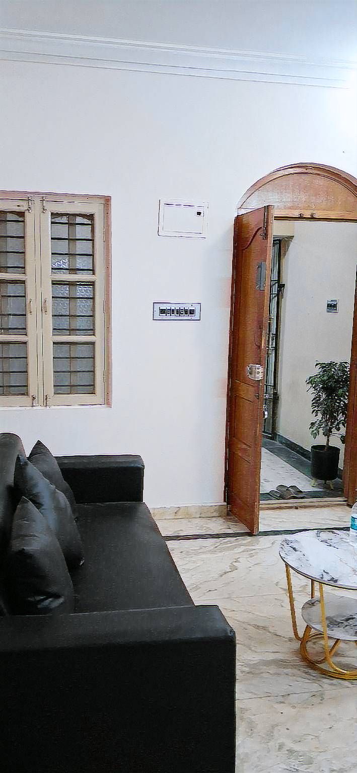 S R Home Stay — photo 3