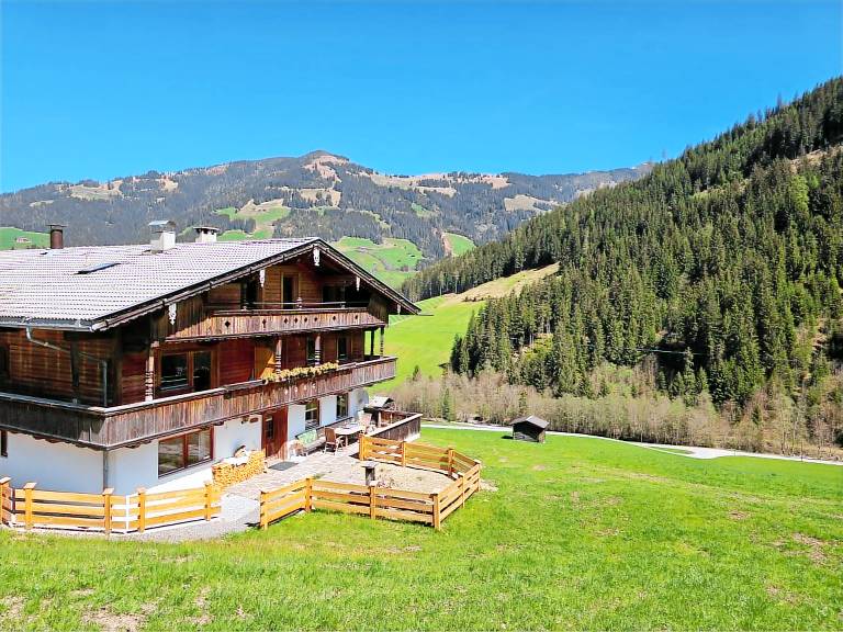 Ferienwohnung mit Hund in Alpbach f&uuml;r max. 2 Personen