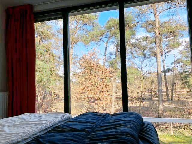 Vacation home with terrace & yard — photo 4