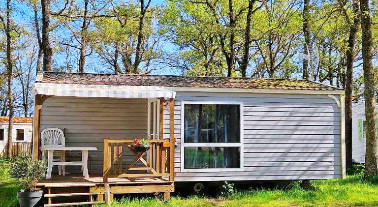 Bungalow Cosy equipe in Nantes