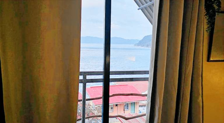 Aloha Aina Dive Resort A-Frame with Sea View — photo 4