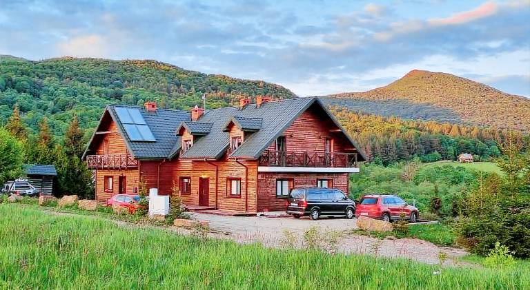 Bed & Breakfast  Cisna