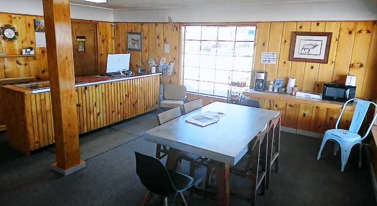 Caribou Lodge and Motel — photo 4