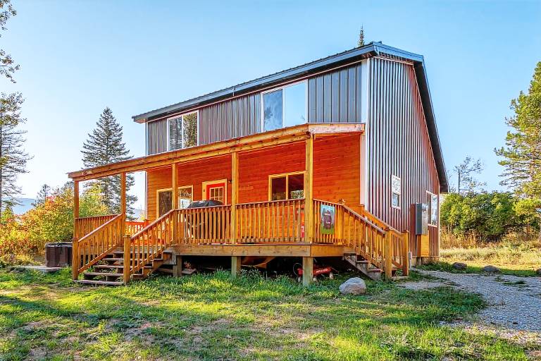 Cabin  Coram