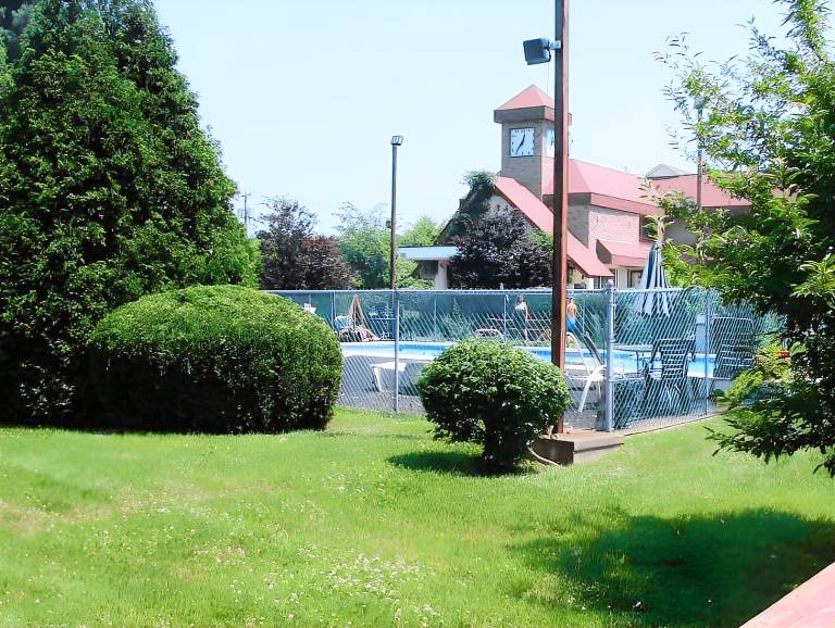 The Black Mountain Inn