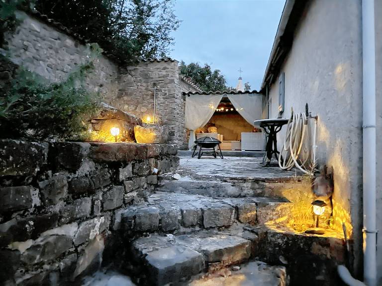 Gite with patio & garden — photo 4