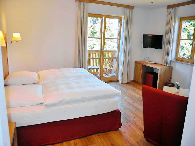 Doppelzimmer mit Dusche und WC