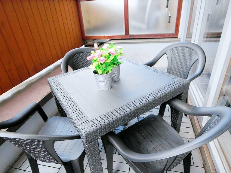 Rental apartment with terrace — photo 4