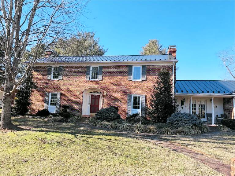 House  Natural Bridge