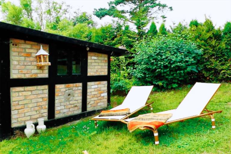 House with terrace, barbecue & yard — photo 3