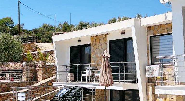 Villa with garden, private pool & terrace in Thasos