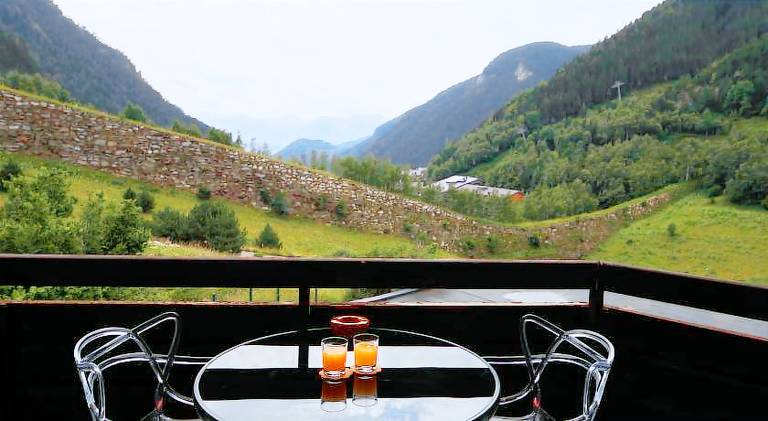Fully equipped wonderful rental apartment with patio | Next to the ski | Pets allowed — photo 5