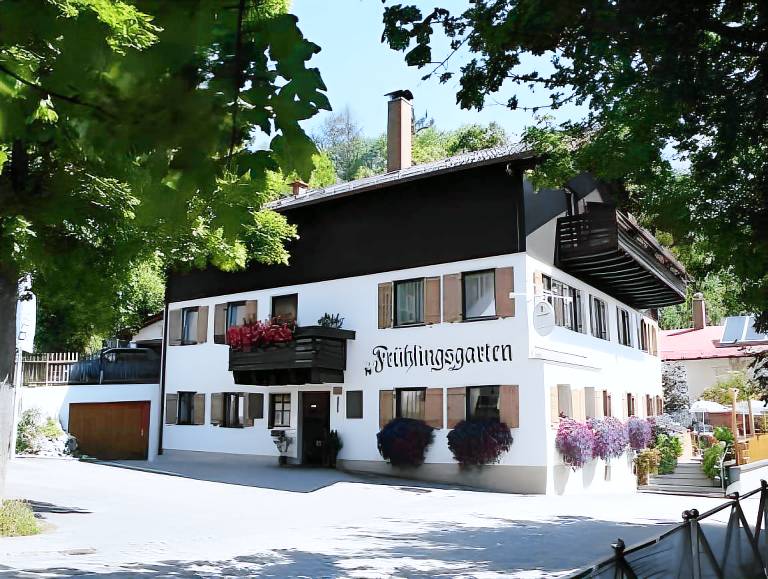 Hotel Restaurant Fruhlingsgarten in Fuessen