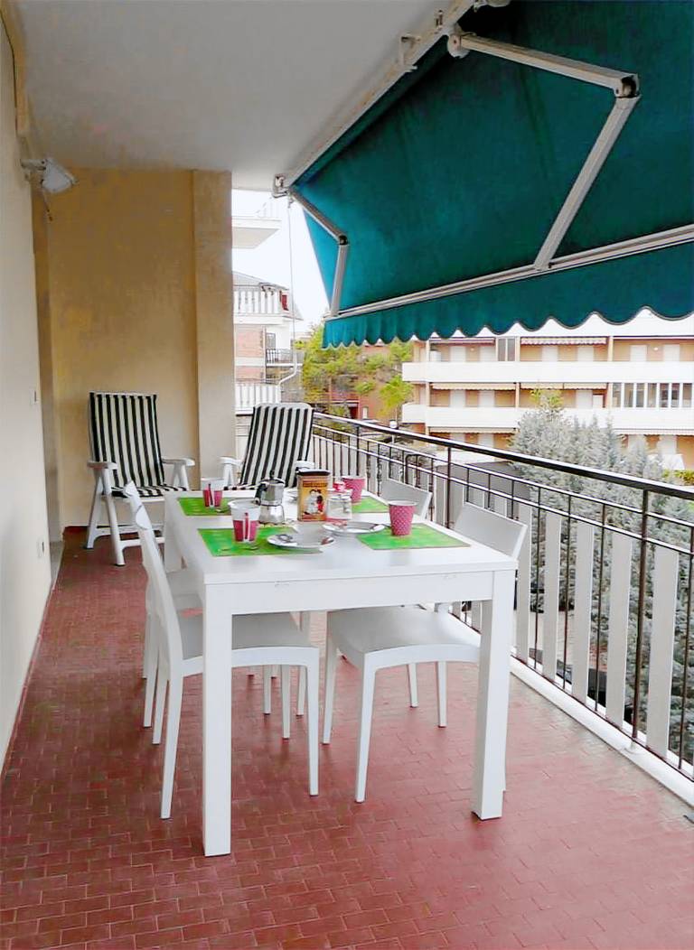 Holiday apartment | City view — photo 2