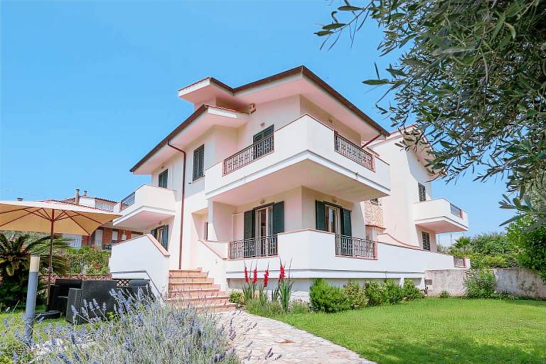 Villa Sperlonga