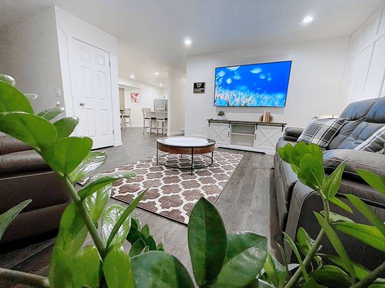 Apartment Logan