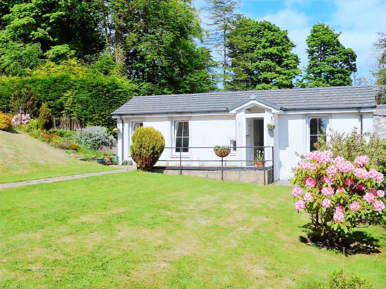 Cottage Innellan