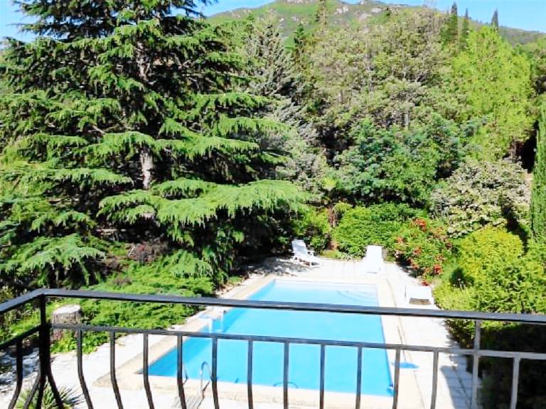 House  Berlou