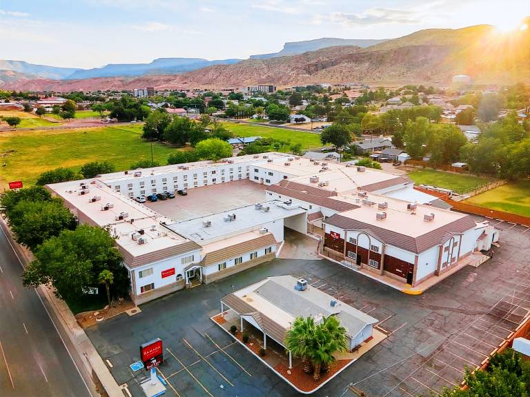 RAMADA BY WYNDHAM in La Verkin, UT