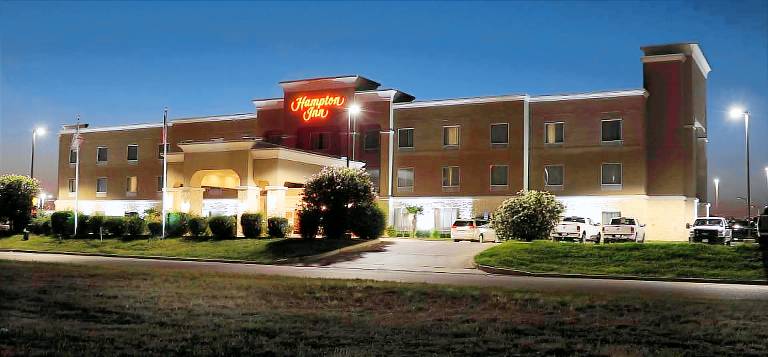Hampton Inn Seguin — photo 4