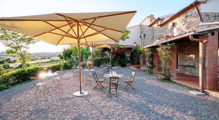 Charming farm with pool & yard | Pet-friendly — photo 3