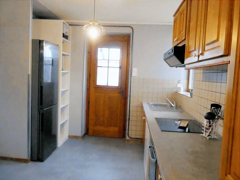 Charming Farmhouse Near Woods & Canal - Ideal for Families, Sleeps 9 — photo 5