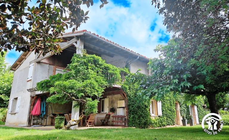Fully equipped gite with private pool, garden & terrace | Dogs allowed — photo 2