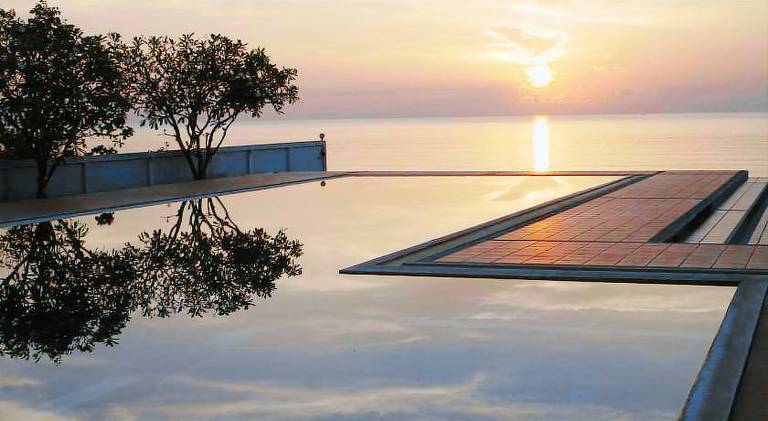 Khanom Beach Residence 1-Bedroom Ocean Front Condo — photo 3