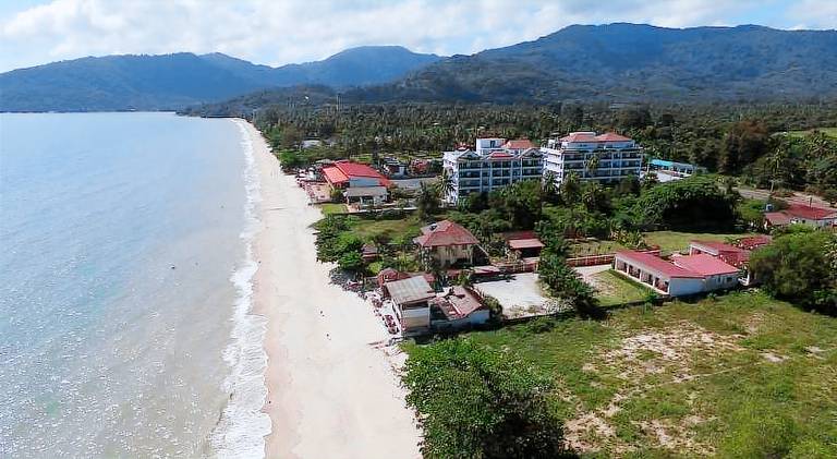 Khanom Beach Residence 1-Bedroom Ocean Front Condo in Khanom