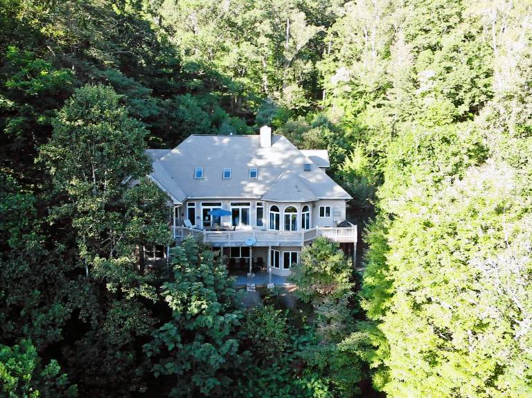 557 m² Ferienhaus