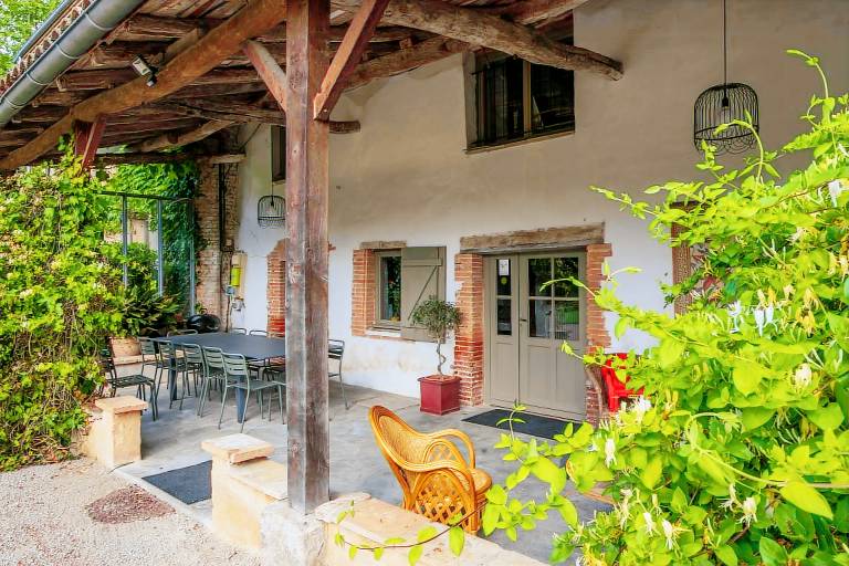 House with yard, barbeque & terrace — photo 4