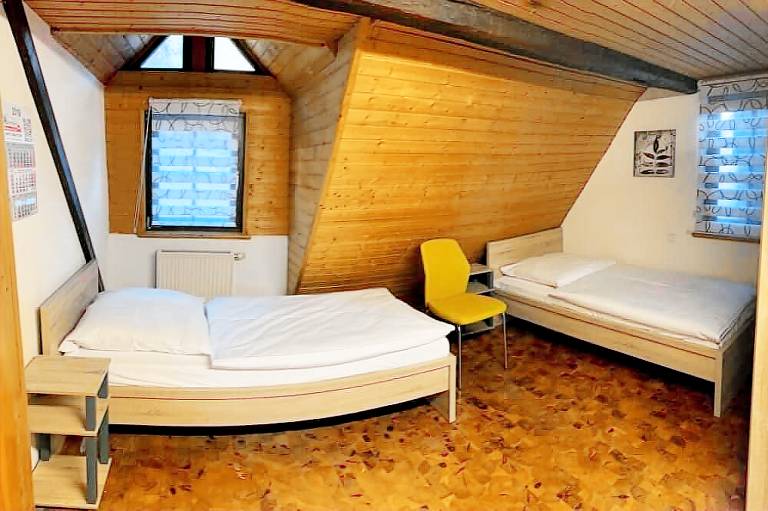 AB Apartment Objekt 122 Hostel