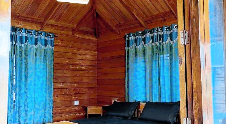 Royal Wooden villa — photo 2