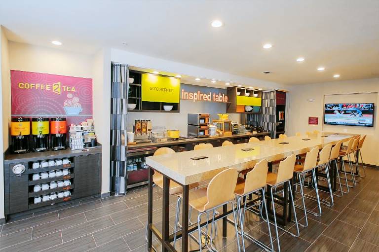 Home2 Suites by Hilton Portland — photo 3