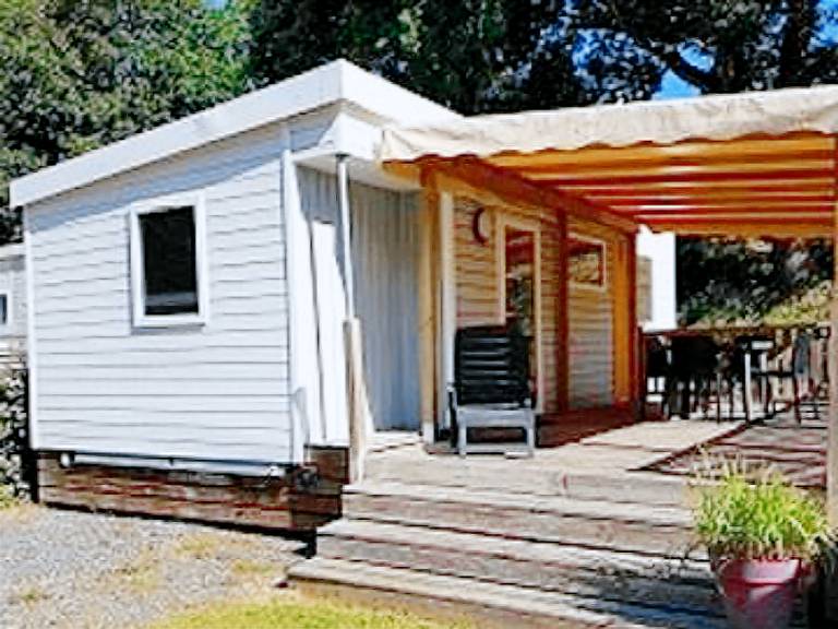 Mobile home with patio — photo 4