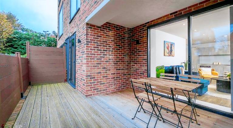 Apartment with terrace | Pet-friendly — photo 5