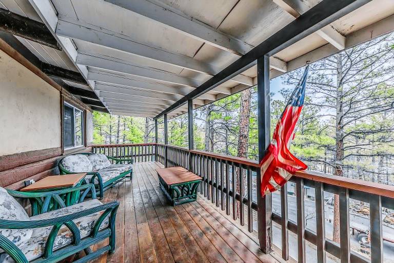 Cabin with barbeque | Lake view — photo 3