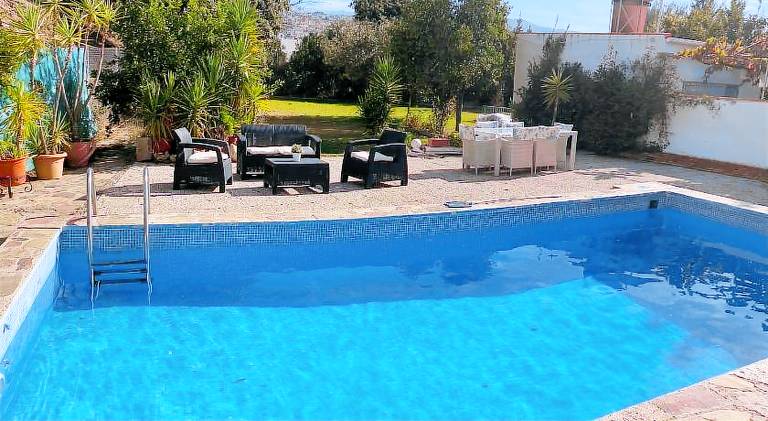 Villa with garden, terrace & private pool | Suitable for remote work in Granada