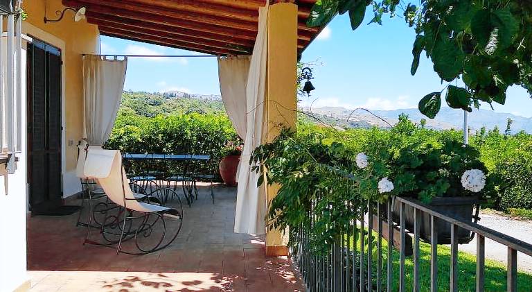 Farm with grill, pool & terrace | Pet-friendly — photo 3