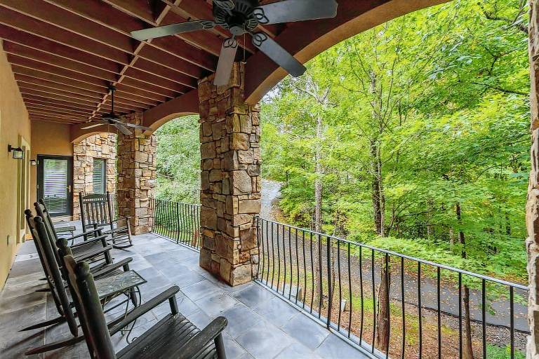 Fully equipped house with heated pool & jacuzzi | Dogs allowed — photo 3