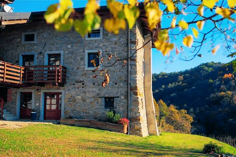 Agriturismo Ronchi Rò delle Fragole: Camera dei Fiori — photo 2
