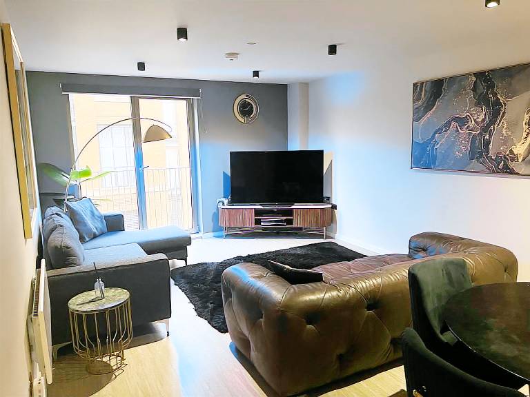 Cozy Dartford Apartment with 2 Bedrooms