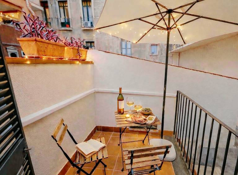 Ferienwohnung in Borgo-Sanzio, Catania für max. 4 Personen, Ferienwohnung in Borgo-Sanzio, Catania für max. 4 Personen,