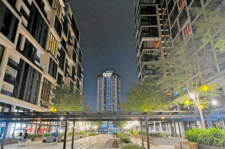 Arcoris Mont Kiara Apartments by Emily in Town — photo 4
