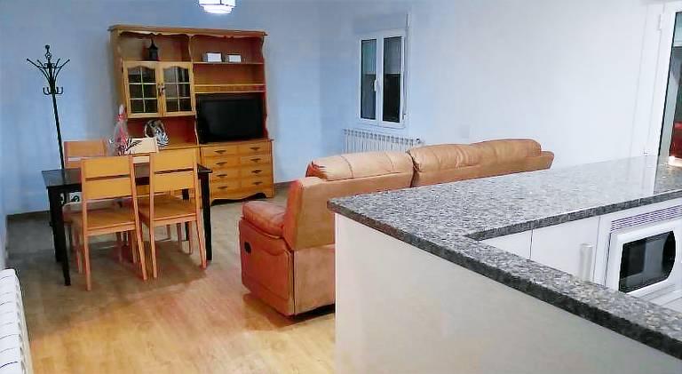 Rental apartment with 2 rooms for 4 persons — photo 3